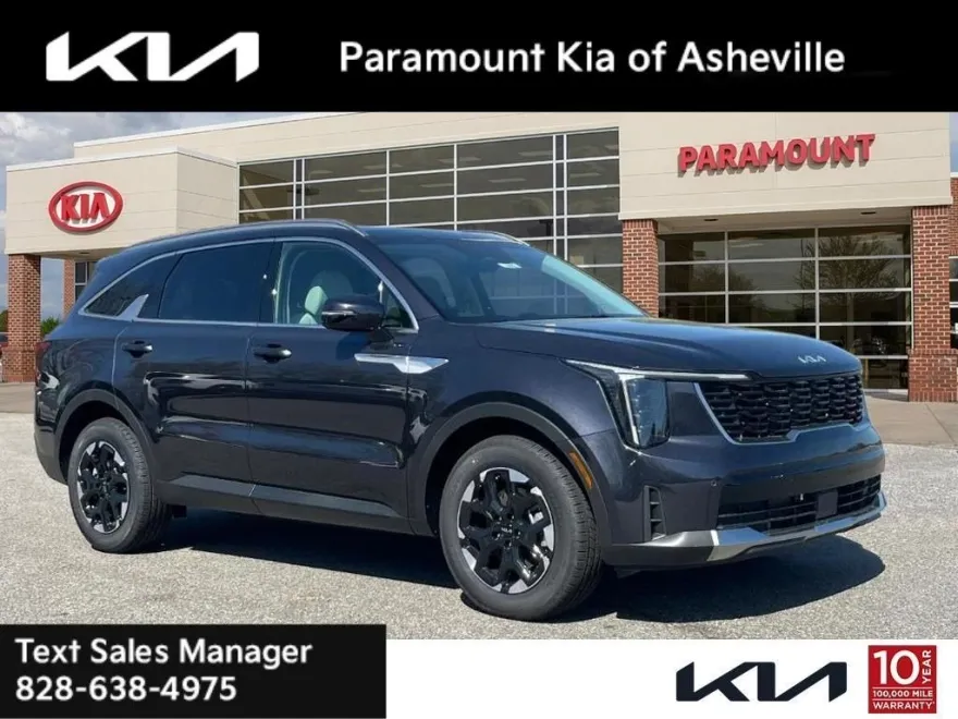 2025 Kia Sorento S photo 1