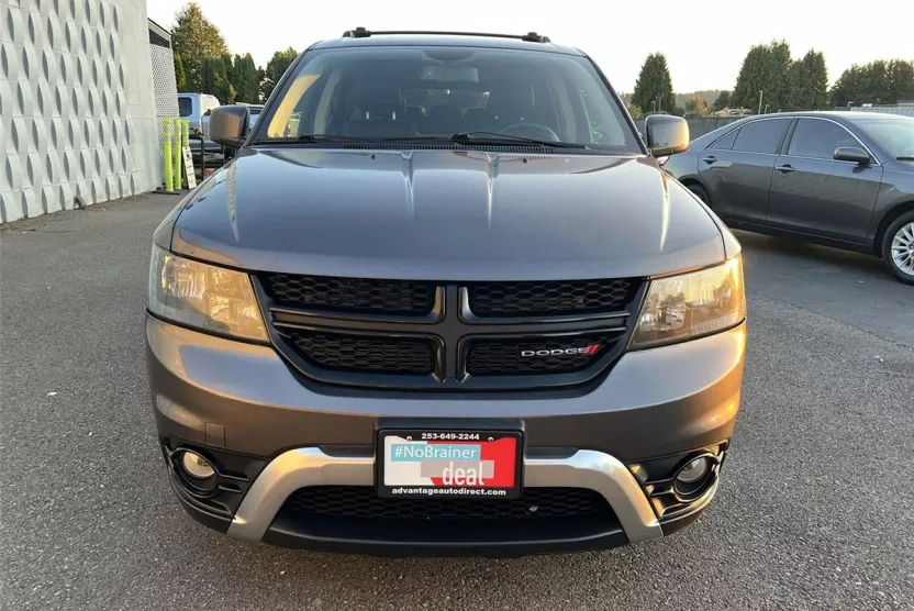 2015 Dodge Journey Crossroad photo 1
