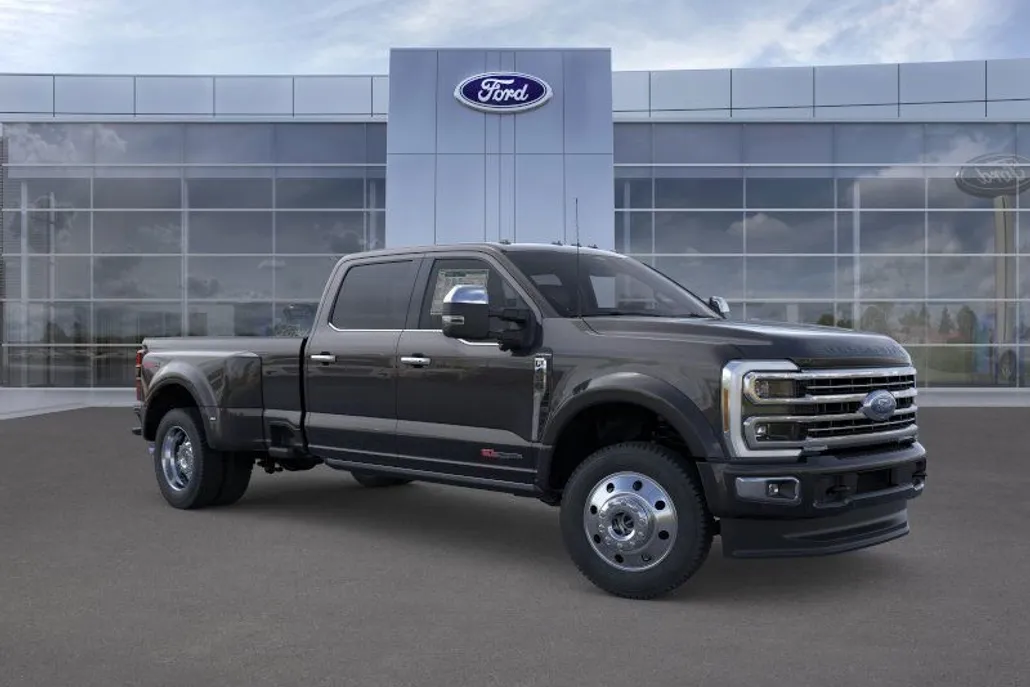 2026 Ford F-450 photo 1