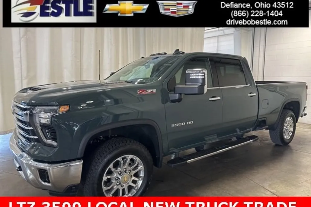 2025 Chevrolet Silverado 3500HD LTZ photo 1