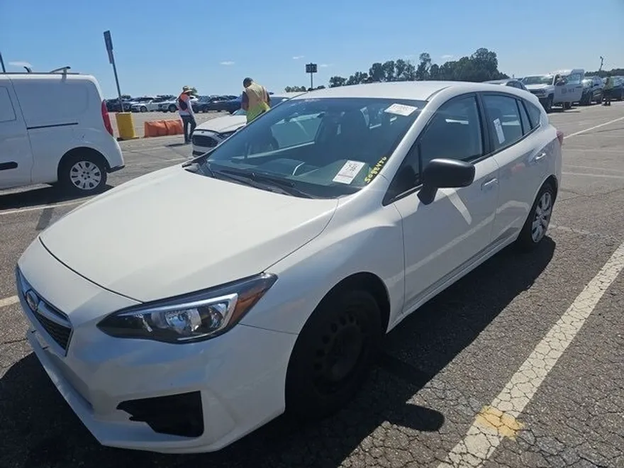 2018 Subaru Impreza 2.0i photo 1