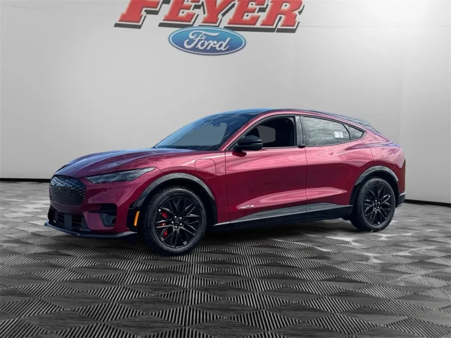 2025 Ford Mustang Mach-E Premium photo 1