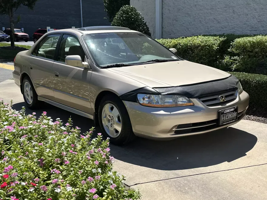 2001 Honda Accord EX photo 1