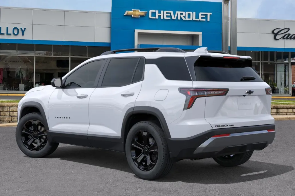 2026 Chevrolet Equinox LT photo 1