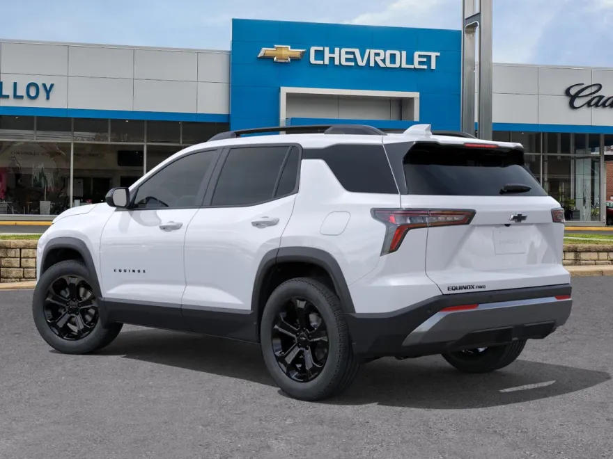 2026 Chevrolet Equinox LT photo 1