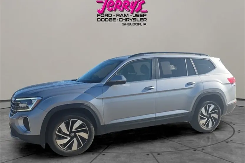 2024 Volkswagen Atlas SE Technology photo 1