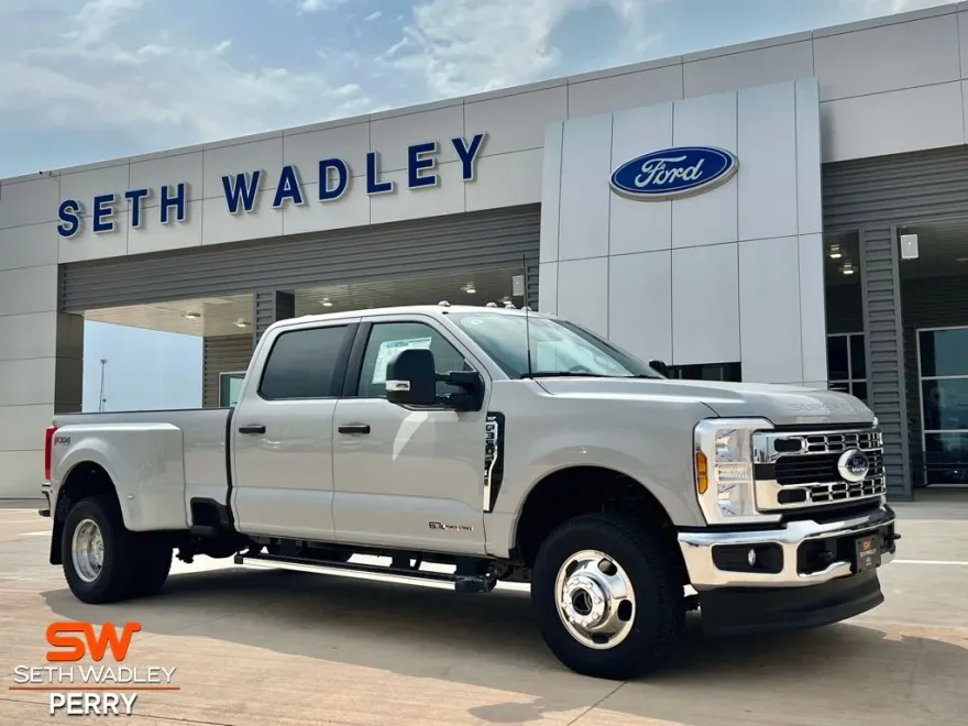 2026 Ford F-350 photo 1