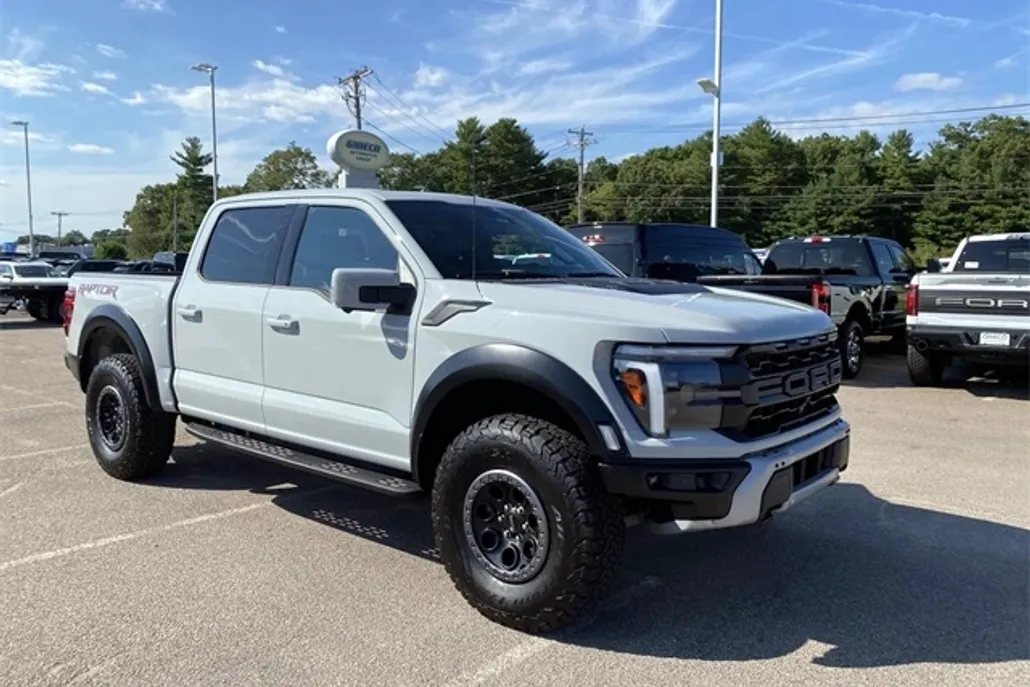2024 Ford F-150 Raptor photo 1