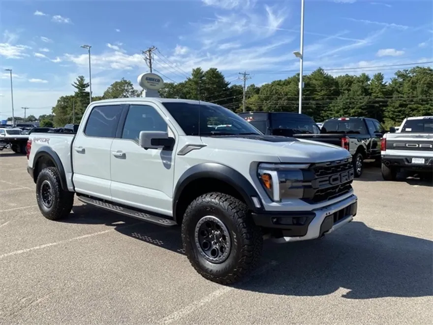 2024 Ford F-150 Raptor photo 1