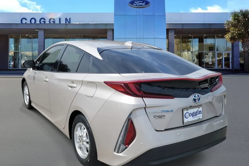 2019 Toyota Prius Prime Advanced photo 1