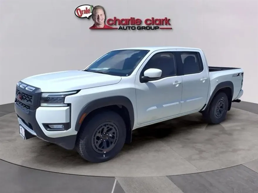 2025 Nissan Frontier PRO-X photo 1