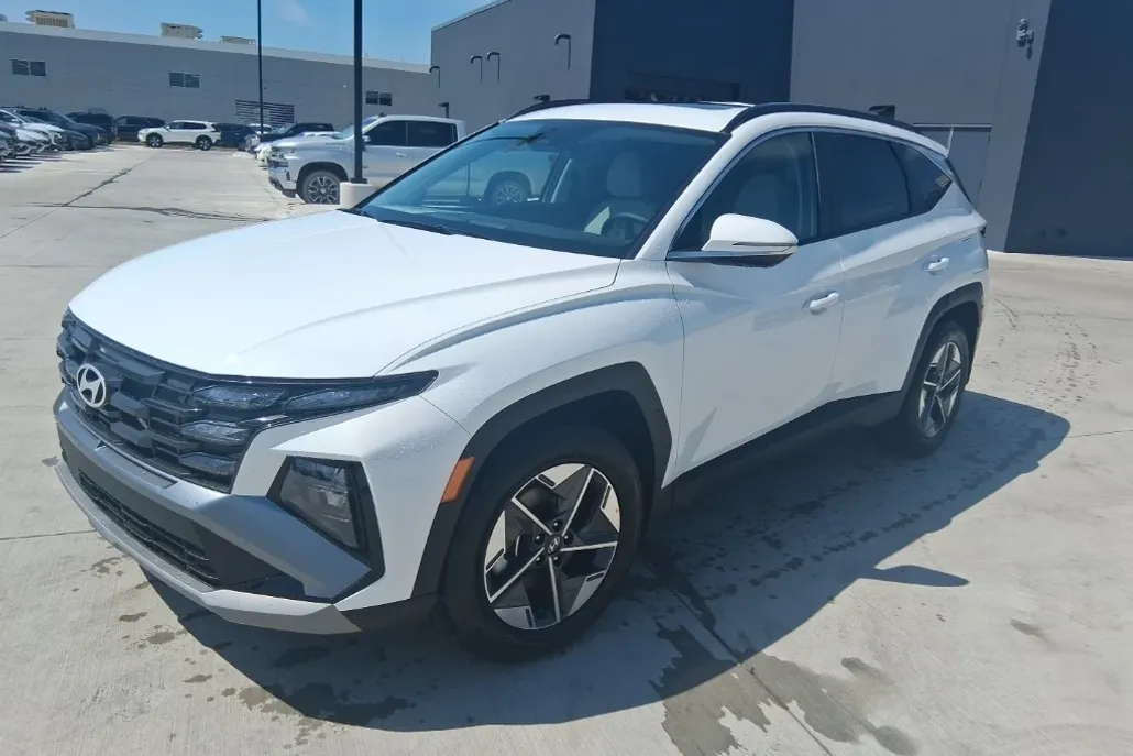 2025 Hyundai Tucson SEL Convenience photo 1