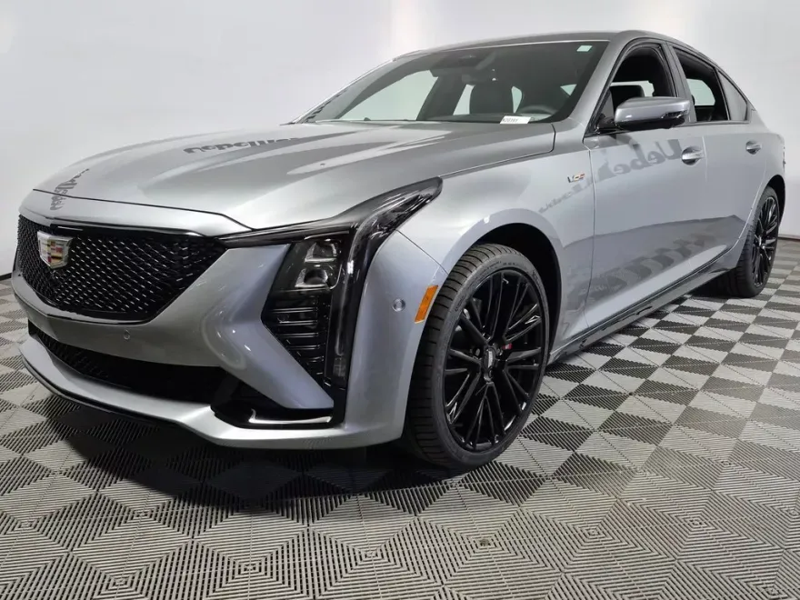 2026 Cadillac CT5 V photo 1