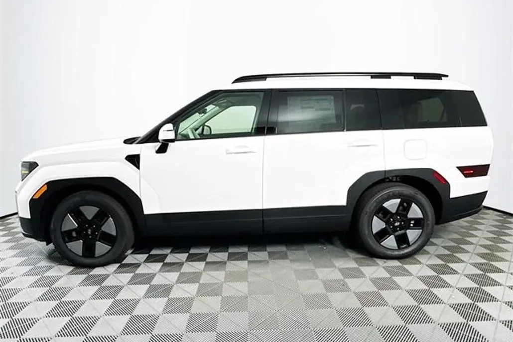 2026 Hyundai Santa Fe SEL photo 1