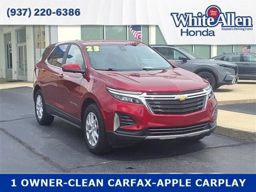 2023 Chevrolet Equinox LT photo 1
