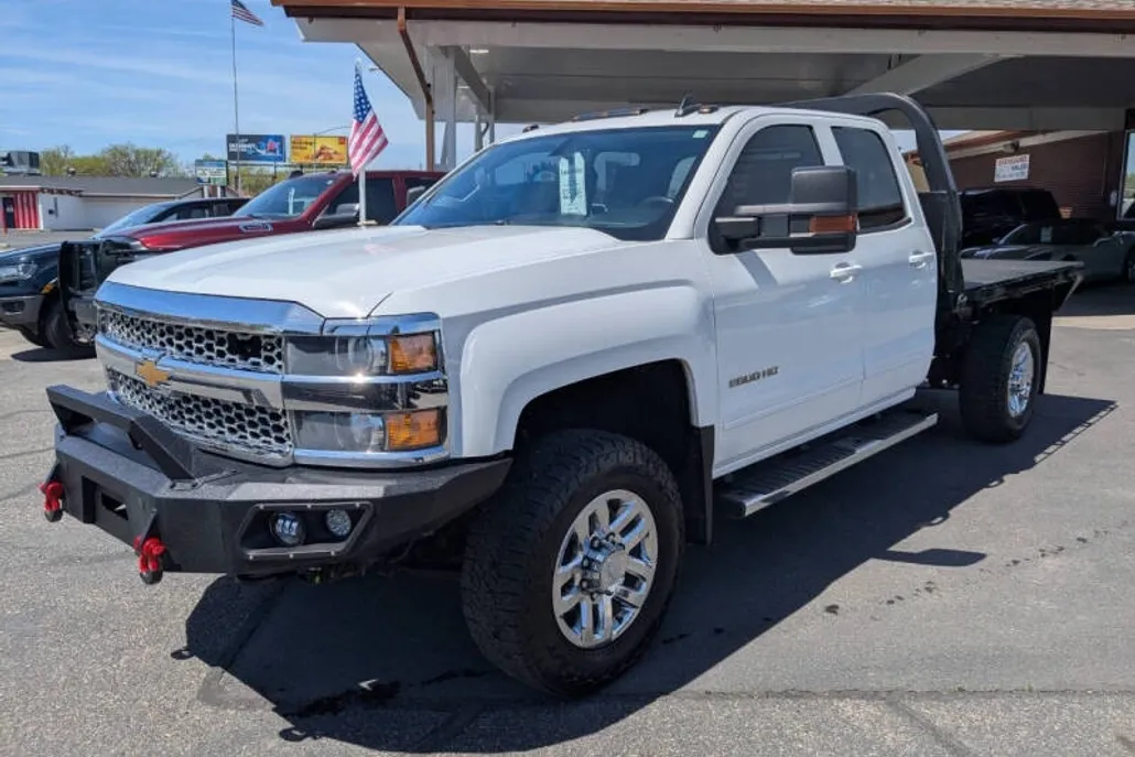 2019 Chevrolet Silverado 2500HD LT photo 1