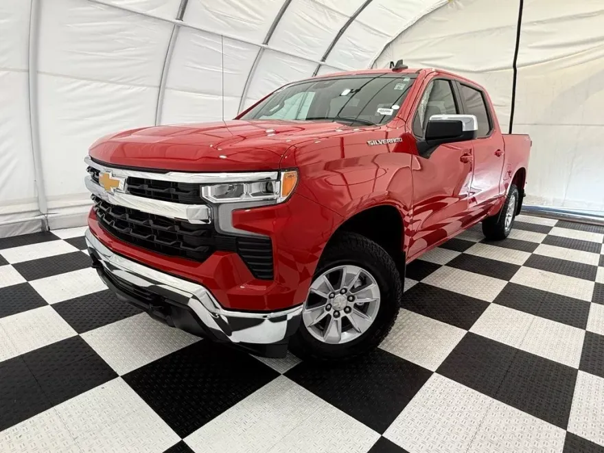 2023 Chevrolet Silverado 1500 LT1 photo 1