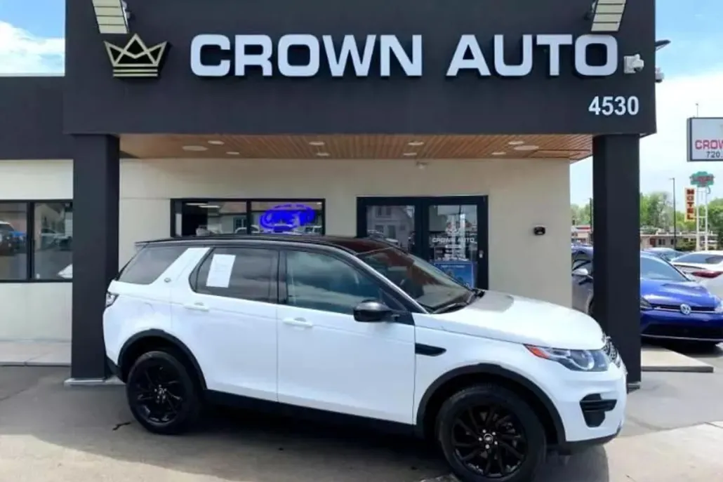 2019 Land Rover Discovery Sport SE photo 1