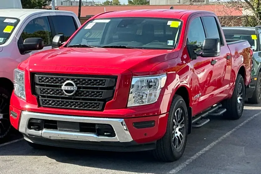 2024 Nissan Titan SV photo 1