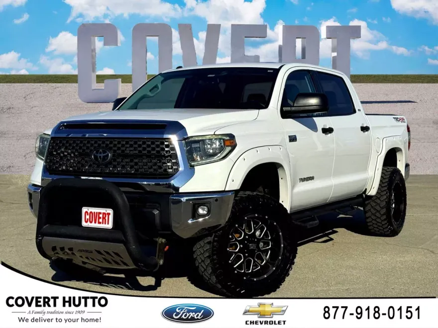 2018 Toyota Tundra SR5 photo 1