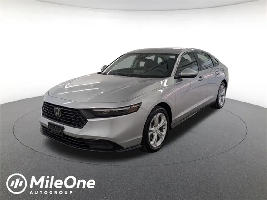 2024 Honda Accord LX photo 1