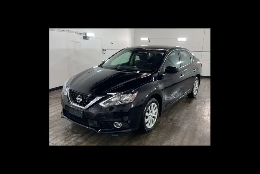 2019 Nissan Sentra SV photo 1