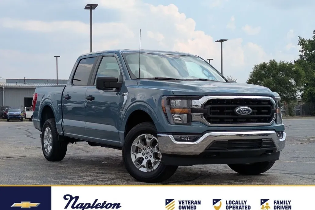 2023 Ford F-150 XLT photo 1