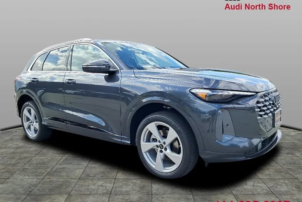 2025 Audi Q5 2.0T Premium Plus photo 1