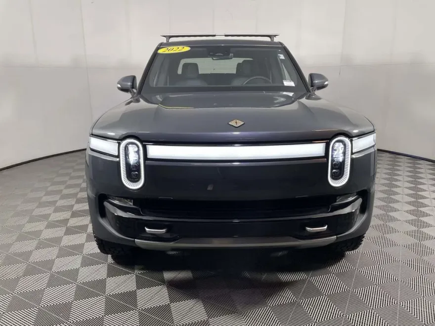 2022 Rivian R1T Launch Edition photo 1