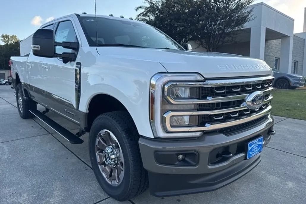 2026 Ford F-250 photo 1