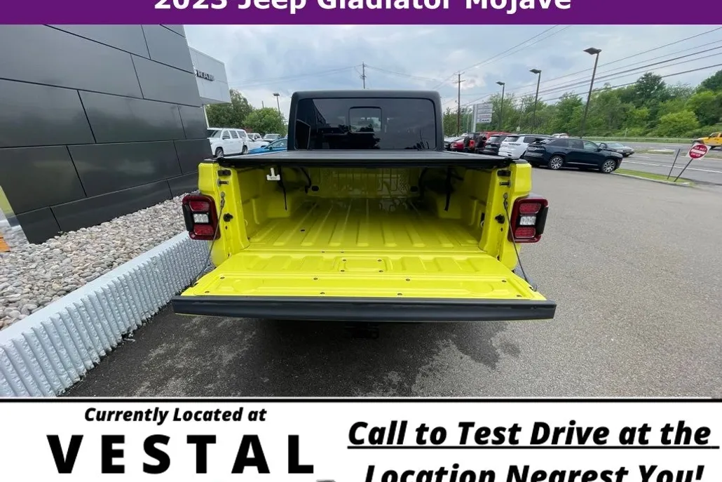 2023 Jeep Gladiator Mojave photo 1