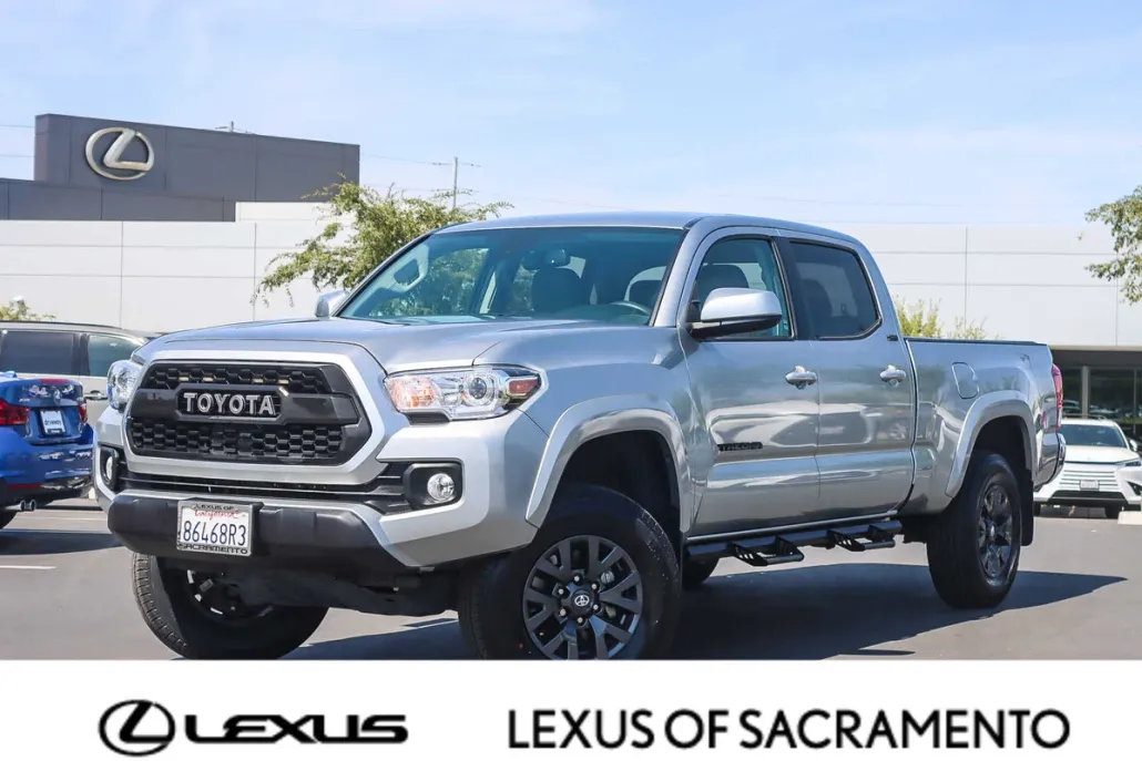 2023 Toyota Tacoma SR5 V6 photo 1