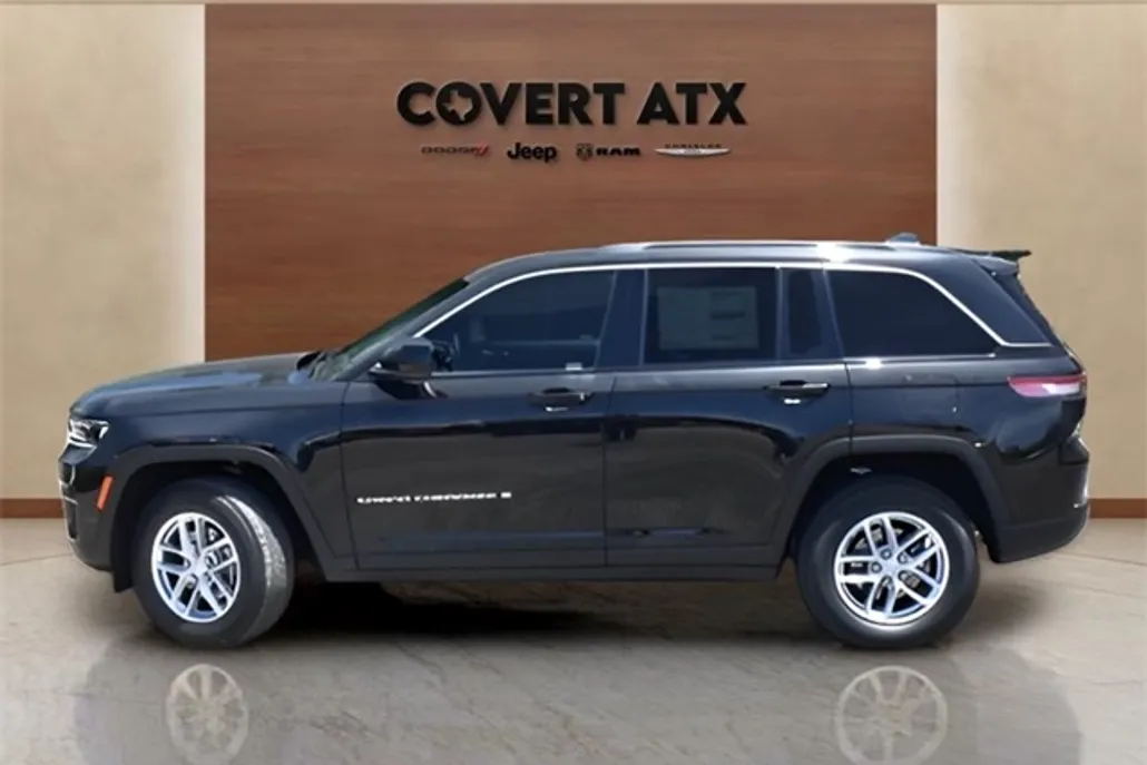2025 Jeep Grand Cherokee Laredo X photo 1