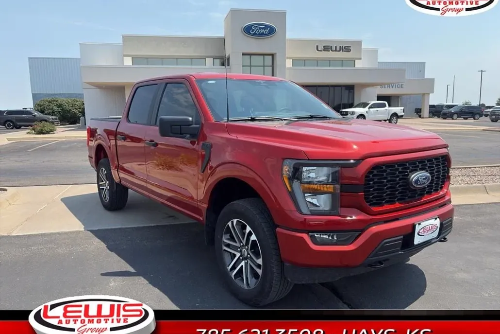 2023 Ford F-150 XL photo 1