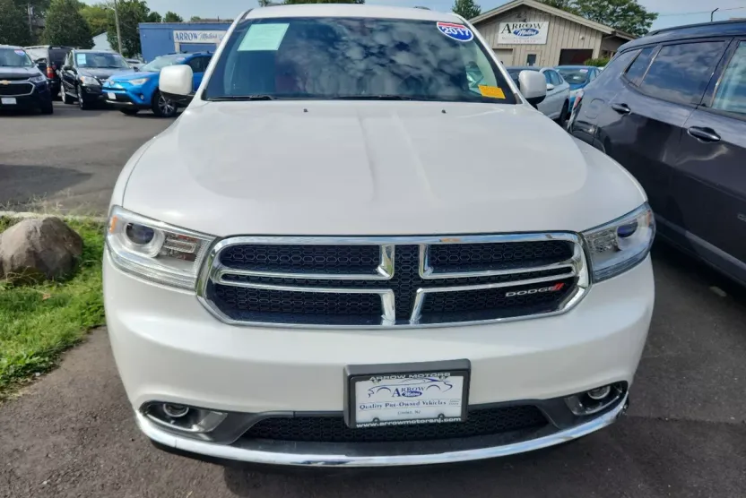 2017 Dodge Durango SXT photo 1
