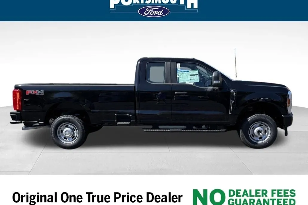2025 Ford F-250 photo 1