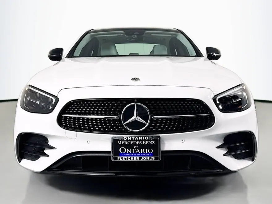 2022 Mercedes Benz E 350 photo 2