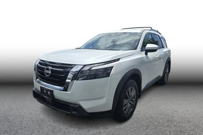 2025 Nissan Pathfinder SV photo 1