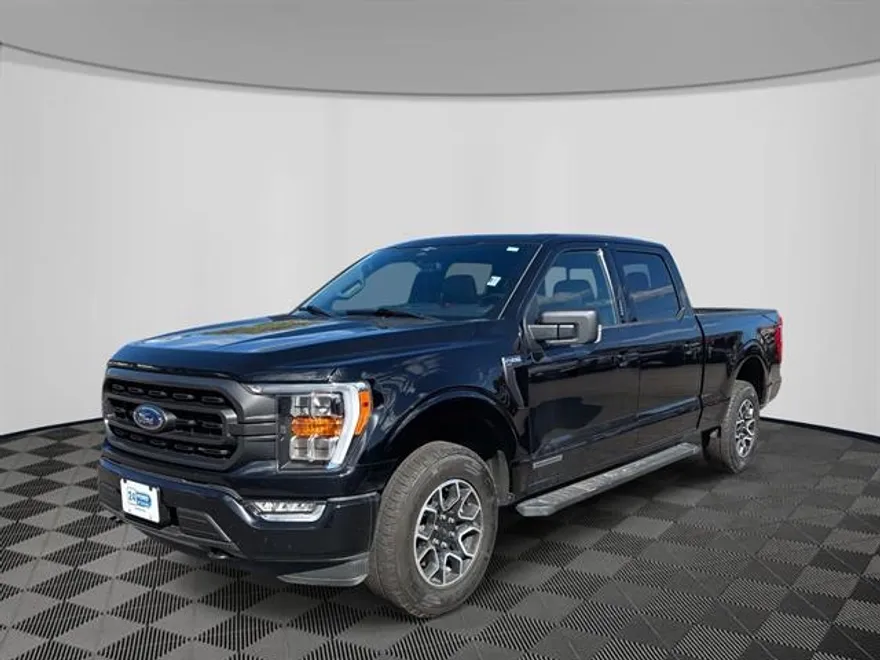2023 Ford F-150 XLT photo 1