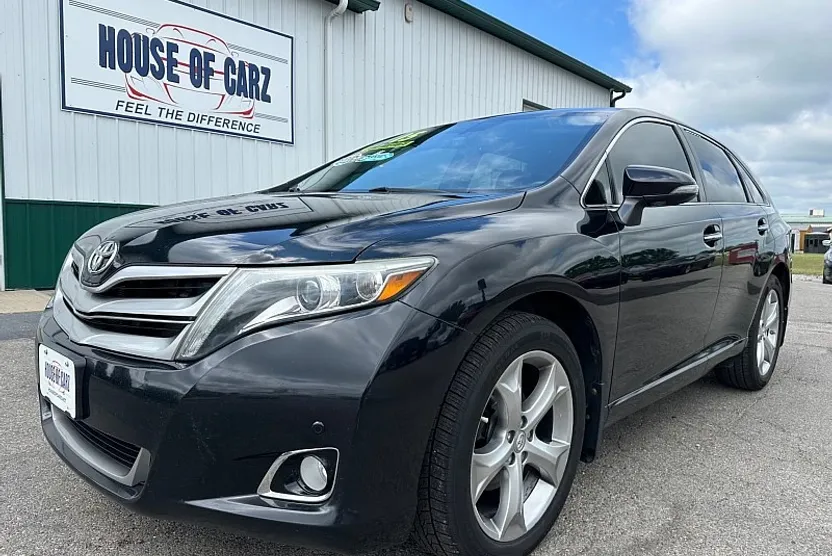 2015 Toyota Venza Limited photo 1