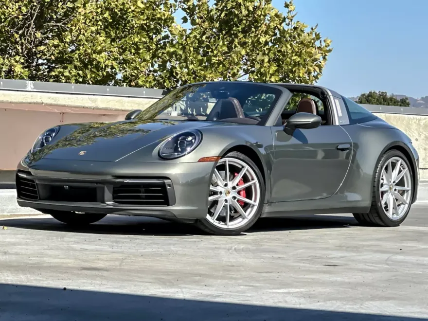 2024 Porsche 911 4S photo 1