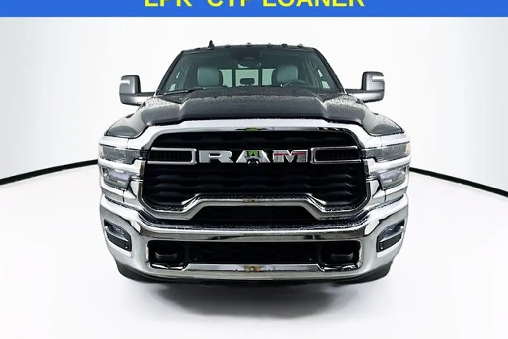 2025 Ram 2500 Tradesman photo 1