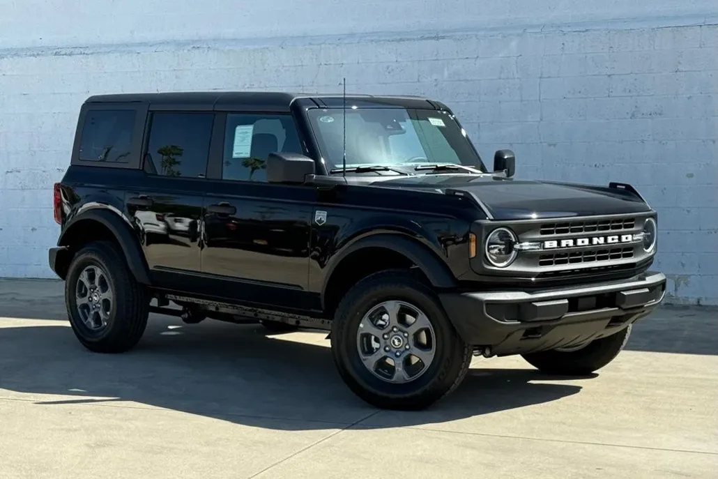 2025 Ford Bronco Big Bend photo 1