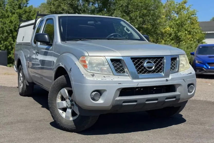 2012 Nissan Frontier King Cab SV photo 1