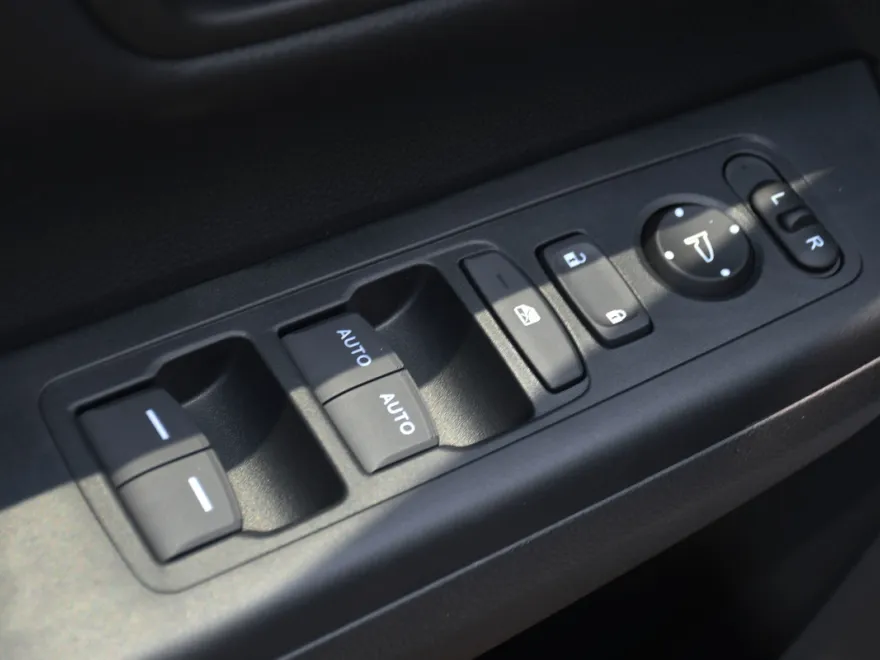 2025 Honda CR-V Hybrid Sport photo 1
