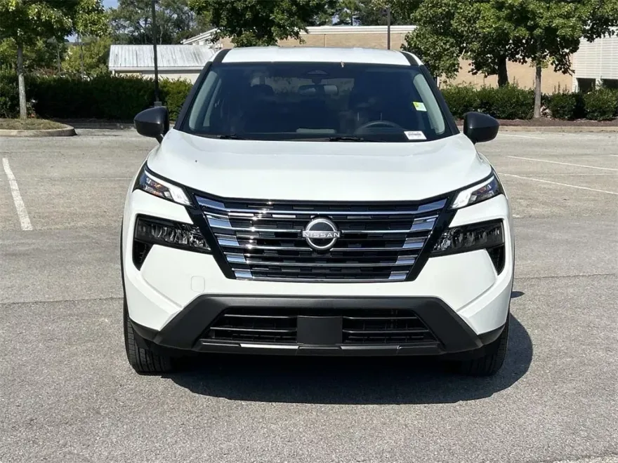 2025 Nissan Rogue S photo 1