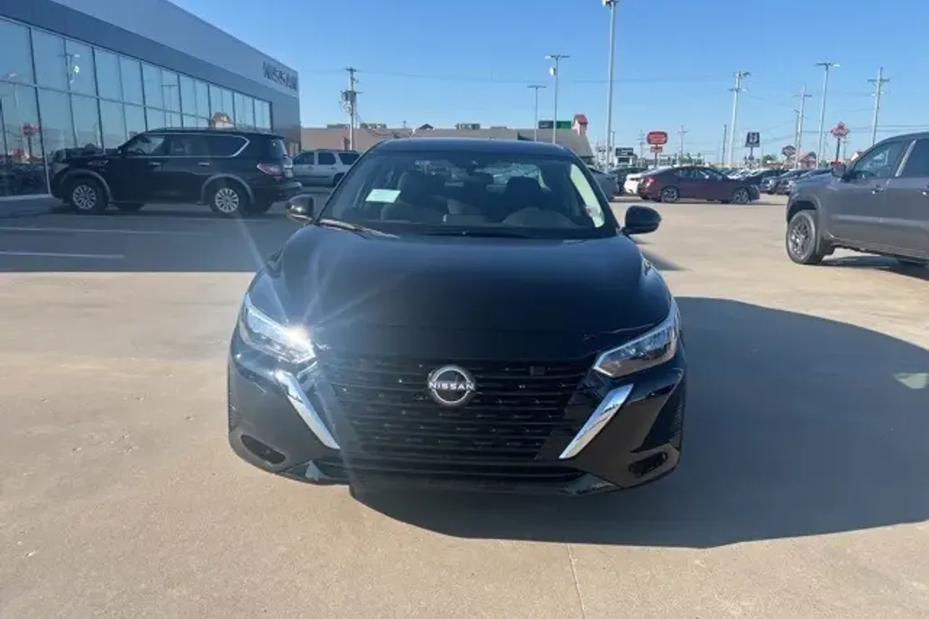 2025 Nissan Sentra S photo 1