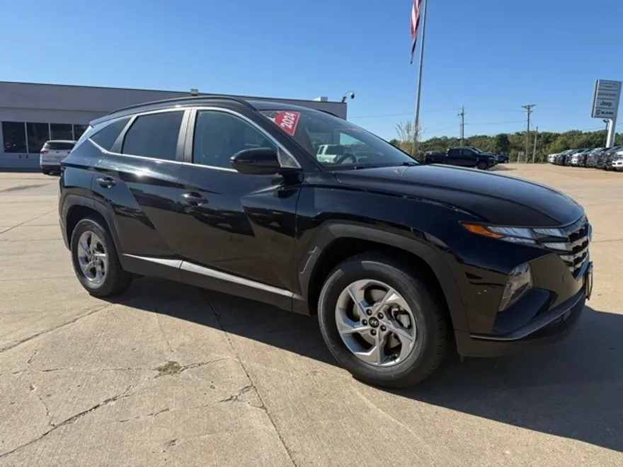 2024 Hyundai Tucson SEL photo 1