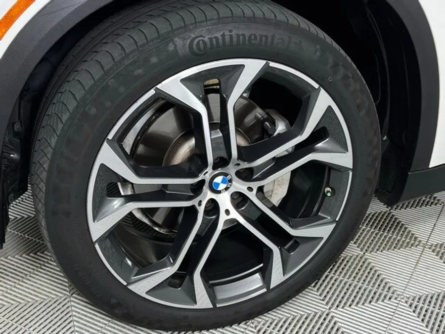 2023 Bmw X5 sDrive40i photo 1