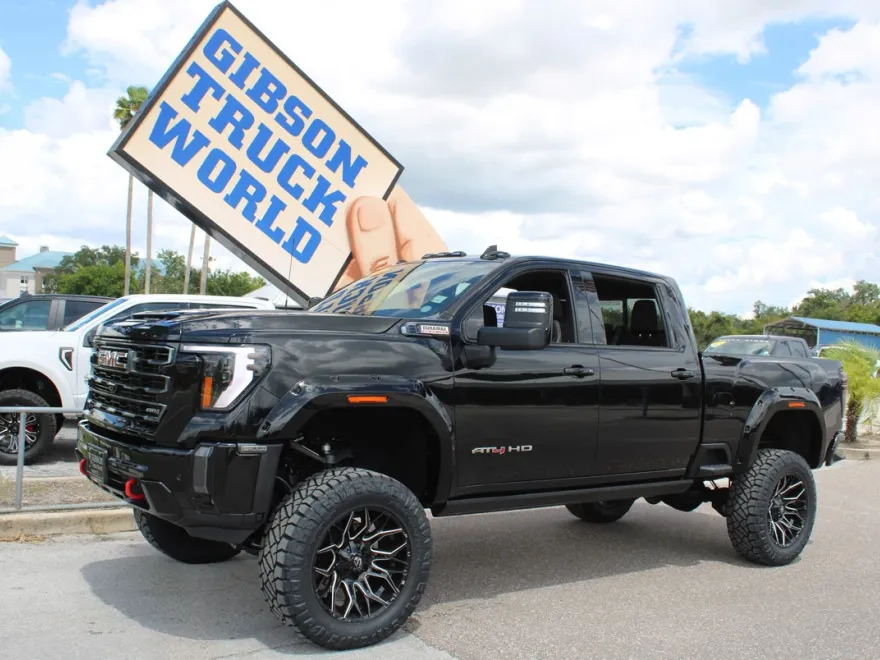 2024 Gmc Sierra HD AT4 photo 1